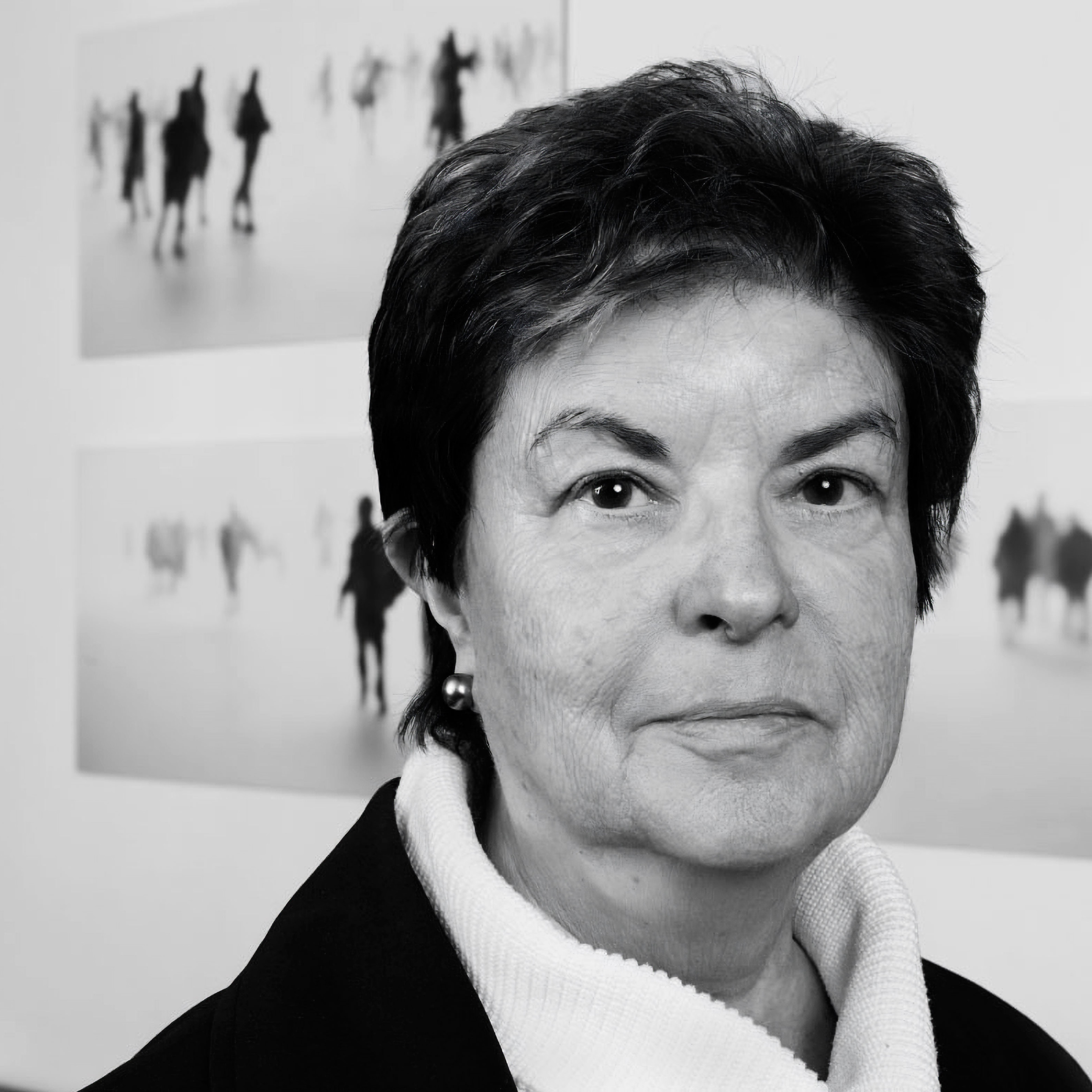 Prof. Inge Jagenburg Portrait in schwarz-wei&szlig;